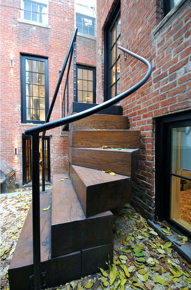 Stair-design-with-timber-steps