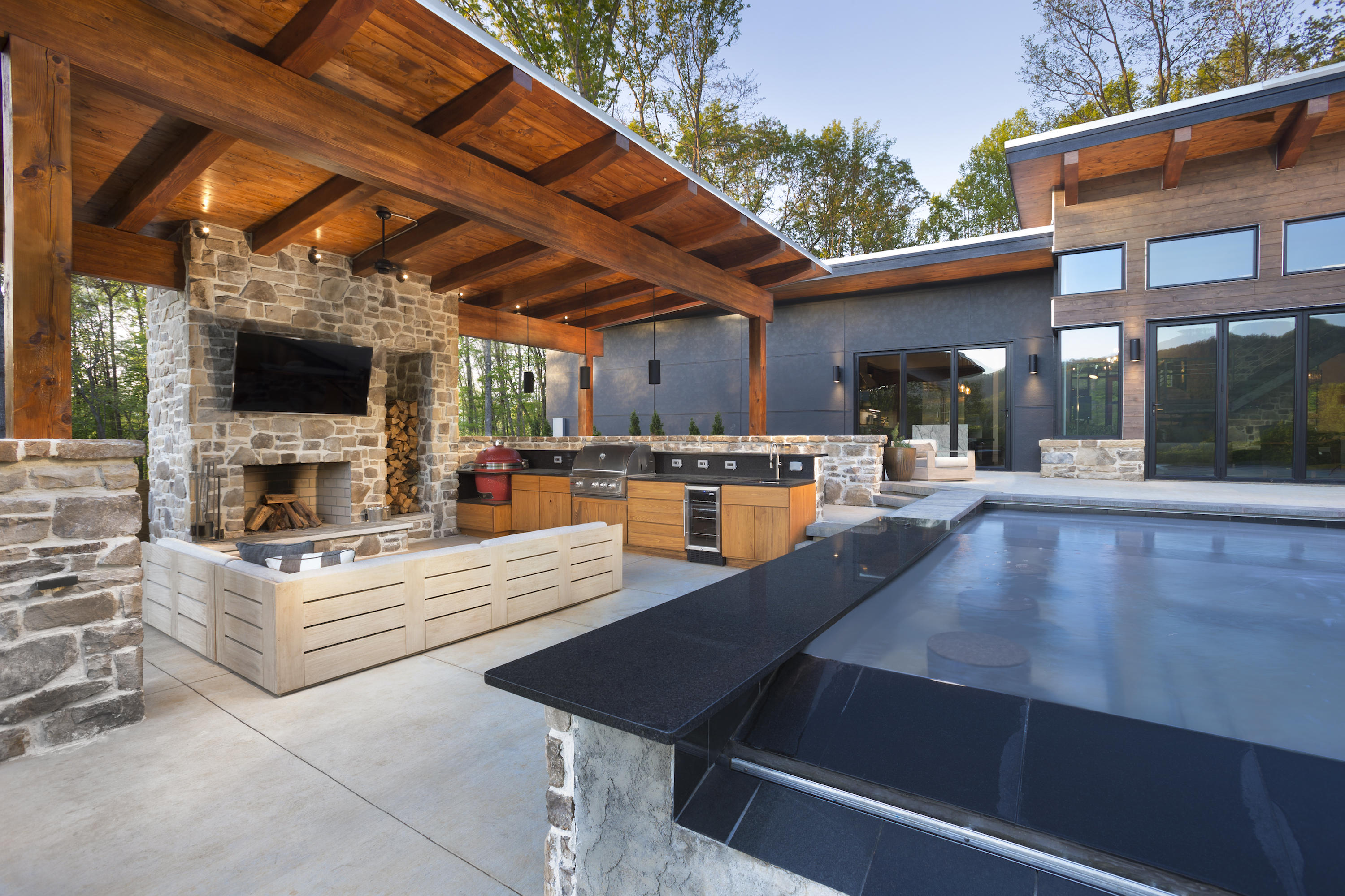 Living Stone Outdoor Living
